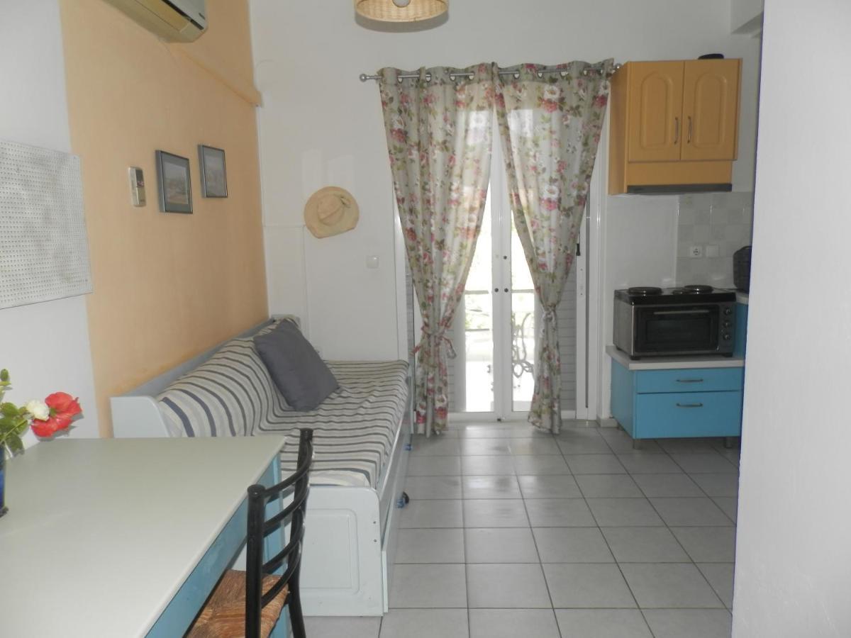 פלטאנס Silvi Mari Apartments מראה חיצוני תמונה