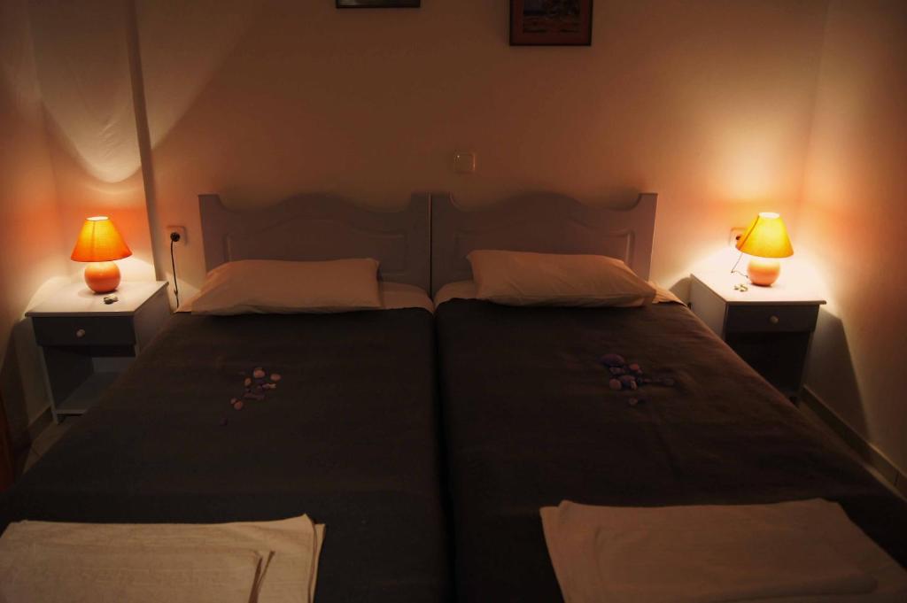 פלטאנס Silvi Mari Apartments חדר תמונה