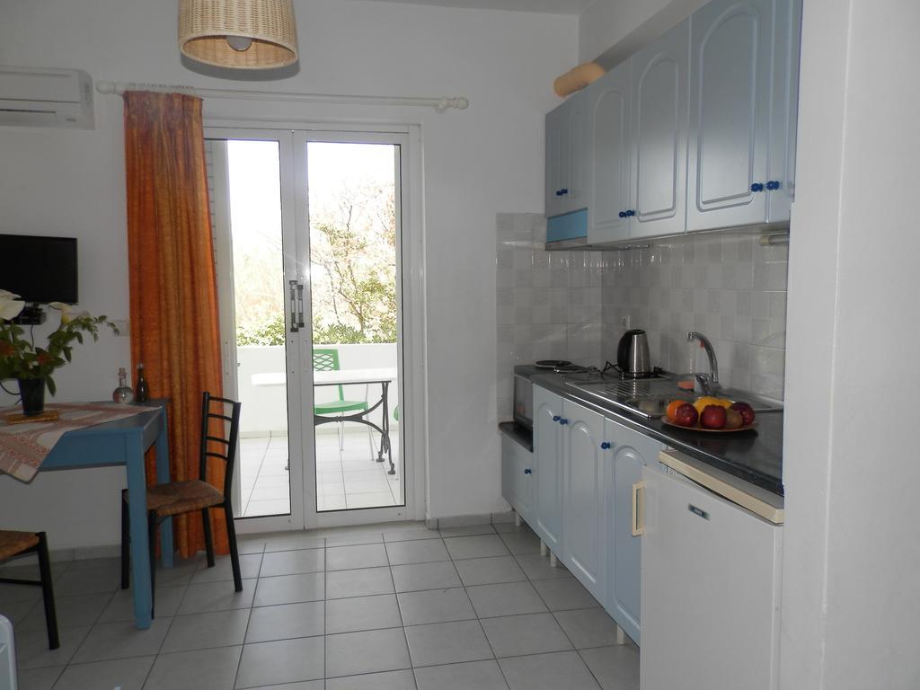 פלטאנס Silvi Mari Apartments מראה חיצוני תמונה