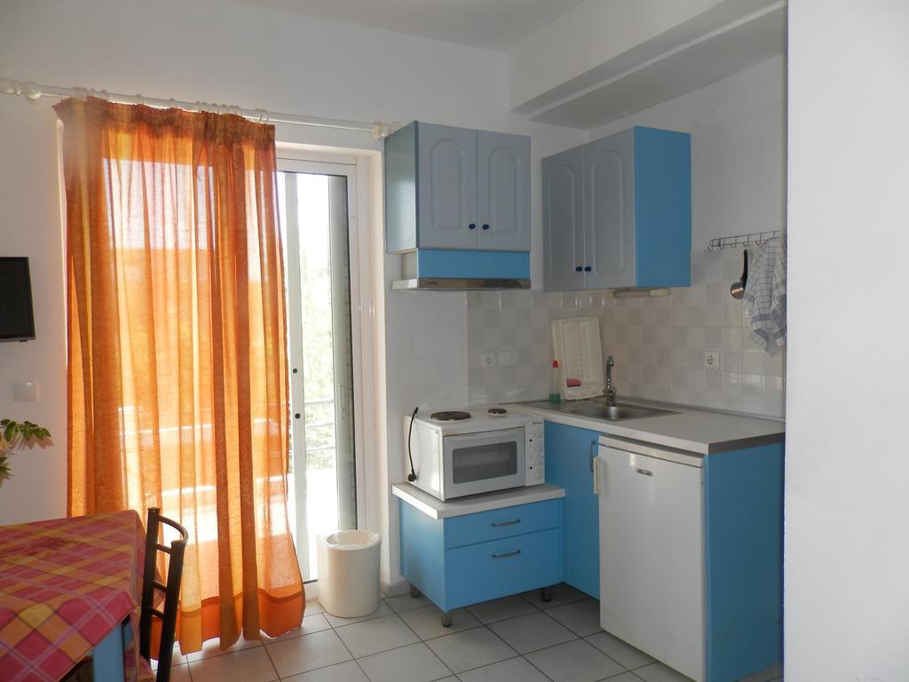 פלטאנס Silvi Mari Apartments מראה חיצוני תמונה